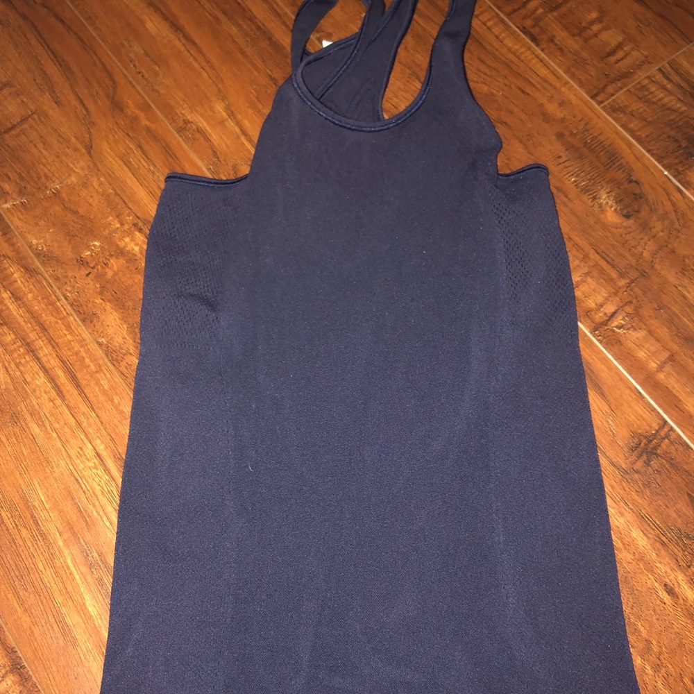 Blue running tank
